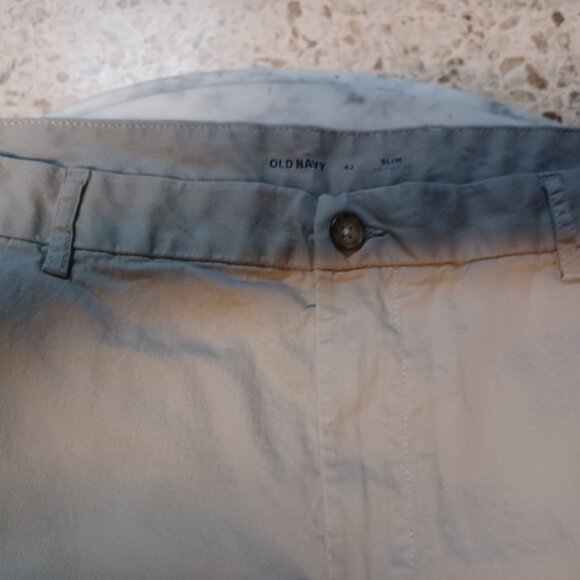 Old Navy Men's Shorts SZ 42 Slim Gray - Picture 2 of 4